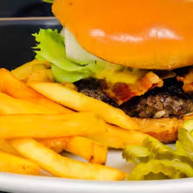 Bacon Cheeseburger.
